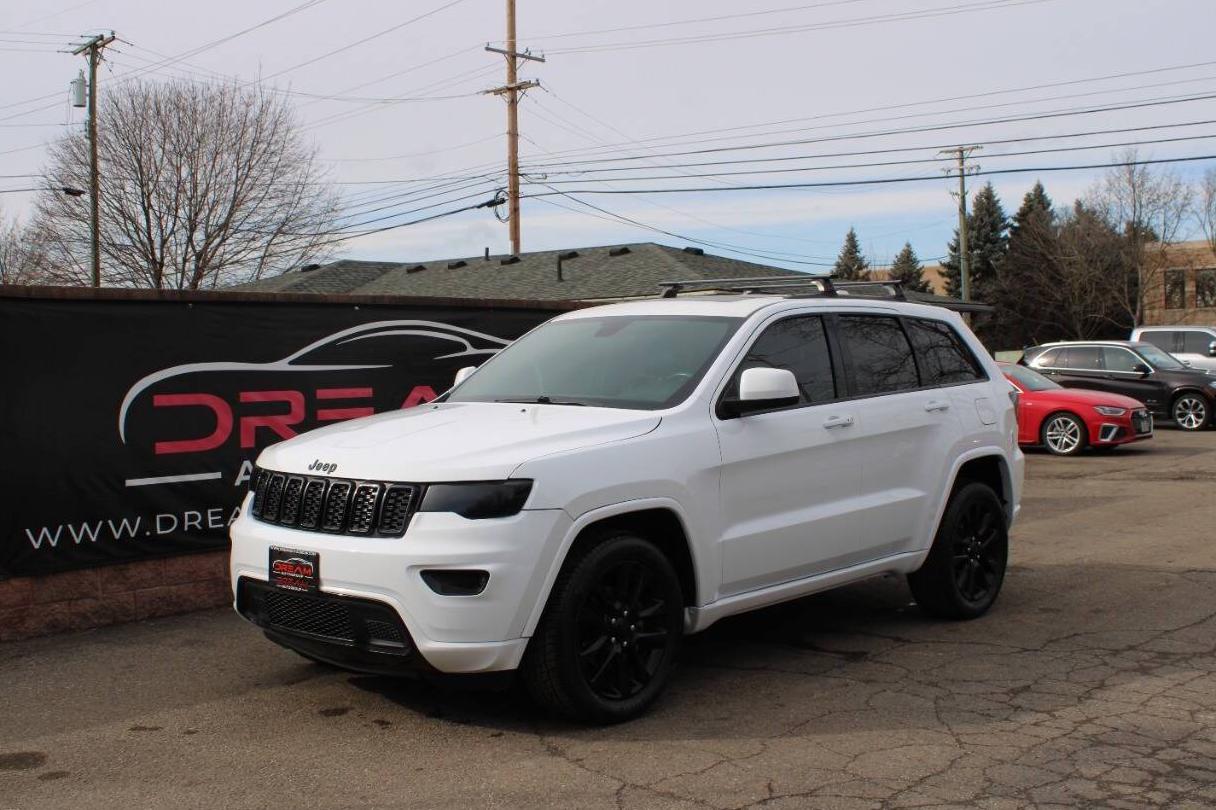 JEEP GRAND CHEROKEE 2018 1C4RJFAG4JC396159 image